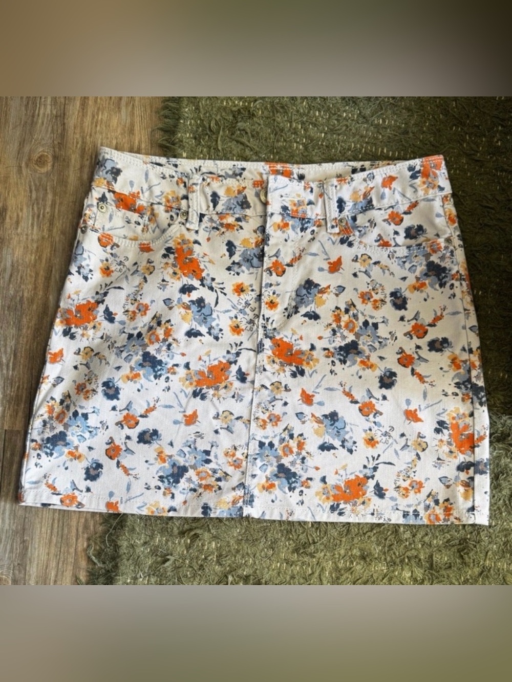 Gap floral print denim mini skirt size 4